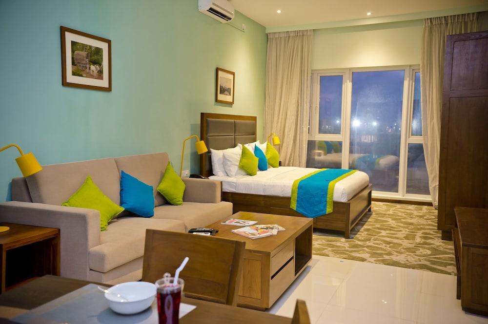 Ocean Edge Suites & Hotel Colombo Kültér fotó