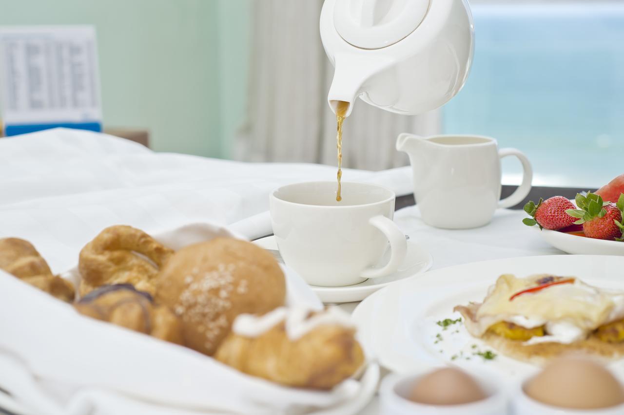 Ocean Edge Suites & Hotel Colombo Kültér fotó