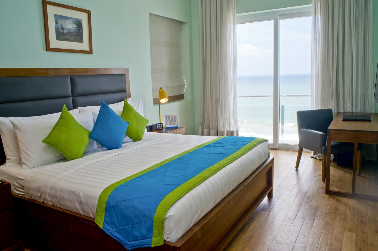 Ocean Edge Suites & Hotel Colombo Kültér fotó