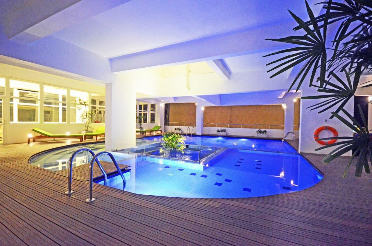 Ocean Edge Suites & Hotel Colombo Kültér fotó